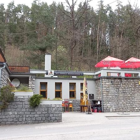 ホテル Lesni Restaurace Harrachovka ターボル エクステリア 写真
